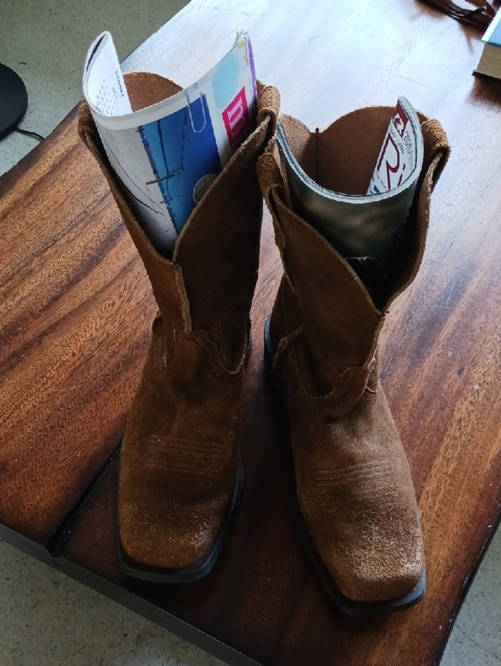 Ariat Brown Suede Cowboy Boots Never Worn 10EE. Urban Rambler.